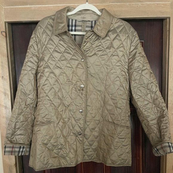 Burberry Jackets & Blazers - Burberry London Diamond Quilted Jacket - Size Large